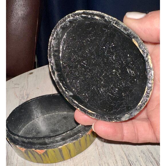 Vintage Kashmiri Paper Mache Trinket Box, Jewelry Box, Flower Box - Picture 6 of 10